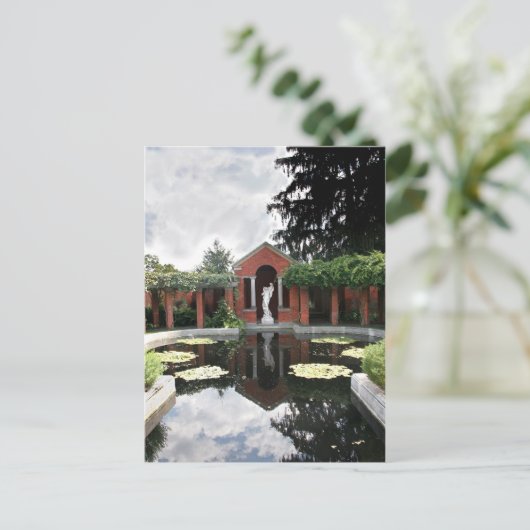Carte Postale Vanderbilt Garden Pool (Debout devant)
