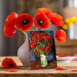 Carte Postale Vase avec des papillons rouges | Vincent Van Gogh<br><div class="desc">Vase avec des pavots rouges de l'artiste néerlandais Vincent Van Gogh. La peinture d'art original est une huile sur toile représentant une vie morte de fleurs rouge vif. Utilisez les outils de conception pour ajouter du texte personnalisé ou personnaliser l'image.</div>