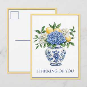 Carte Postale Vase en chinoiserie bleu et blanc avec hortensias