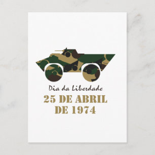 Carte Postale Véhicule militaire symbole de la Révolution du 25