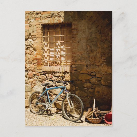 Carte Postale Vélo devant un mur, Monteriggioni, Sienne (Devant)