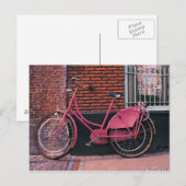 Carte Postale Vélo rose contre mur de brique (Devant / Derrière)