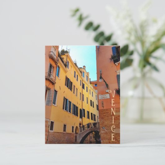 Carte Postale Venise Canal Vivant Architecture Jardins sur le to (Debout devant)