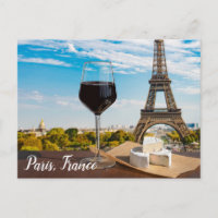 Verre de vin avec brie sur la tour Eiffel Pos