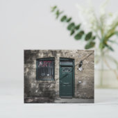 Carte Postale Version couleur Little Tiny Street No 11 (Debout devant)