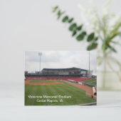 Carte postale - Veterans Memorial Stadium - 2011-0 (Debout devant)
