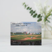 Carte postale - Veterans Memorial Stadium - 2011-0 (Debout devant)