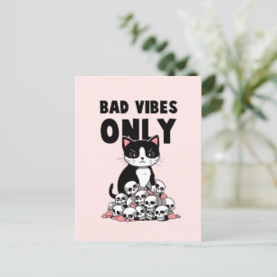 Carte Postale Vibes incorrectes uniquement - Chat et crânes