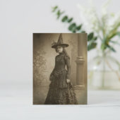 Carte Postale Victorian Witch Sepia Portrait style 2 (Debout devant)