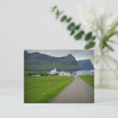 Carte Postale Vidareidi, Îles Féroé (Debout devant)