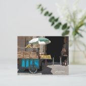 Carte Postale Vie quotidienne dans la rue de Jérusalem (Debout devant)