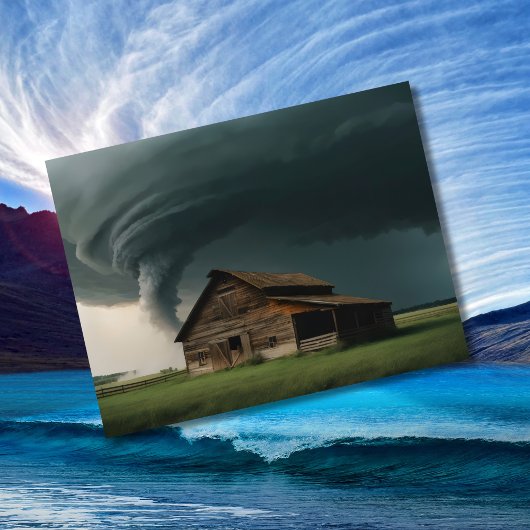 Carte Postale vieille grange en tornade