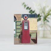 Carte Postale Vieux photo de pompe à essence (Debout devant)