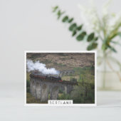 Carte Postale Vieux train à vapeur sur le viaduc de Glenfinnan (Debout devant)