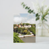 CARTE POSTALE VILLAGES DE WALES (Debout devant)