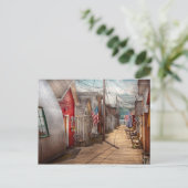 Carte Postale Ville - Canandaigua, NY - bidonville (Debout devant)