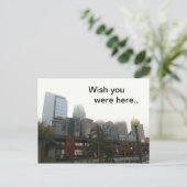 Carte Postale Ville de brouillard (Debout devant)