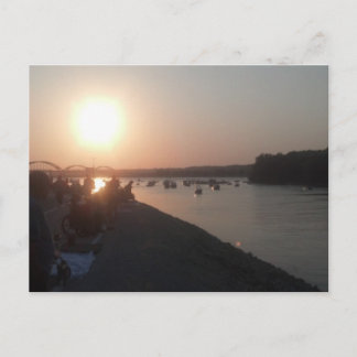 Carte Postale Villes de quadruple au coucher du soleil