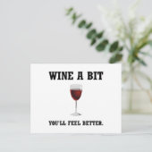 Carte Postale Vin Se Sent Mieux (Debout devant)