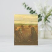 Carte Postale Vincent van Gogh - Les paysans plantent des pommes (Debout devant)