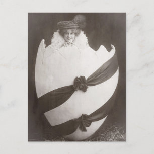 Carte Postale Vintage Dame aux oeufs de Pâques