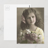 Carte Postale Vintage fille victorienne avec fleurs (Devant / Derrière)