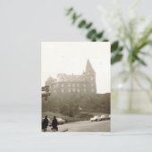 Carte postale vintage - Genovevaburg Mayen (Debout devant)