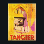 Carte Postale Vintage Tanger Travel<br><div class="desc">Ce design a été créé à l'aide d'une affiche Vintage voyage des années 1920 magnifiquement illustrée pour TANGIER, également connue sous le nom de "l'est le plus proche". Cette lithographie en jaune et rose présente un groupe de personnes entrant dans les Portes de Médine dans la vieille ville de Tanger...</div>