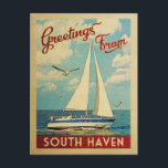 Carte Postale Vintage voyage de bateau à voile de South Haven Mi<br><div class="desc">Ce voeu de voyage de South Haven Michigan design nautique vintage comprend un bateau naviguant sur l'eau avec des mouettes et un ciel bleu rempli de somptueux nuages blancs bouffants.</div>