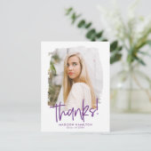 Carte Postale Violet | Preppy Script Photo Graduation Merci (Debout devant)