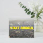 CARTE POSTALE VISITER LA RUSSIE (Debout devant)