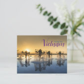 Carte Postale Voeux du Vietnam Postcard (Debout devant)