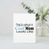 Carte Postale Voici À Quoi Ressemble Une Maman Cool (2) (Debout devant)