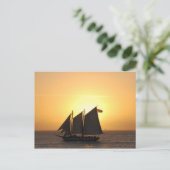 Carte Postale Voile au coucher du soleil (Debout devant)