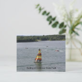 Carte Postale Voile sur le lac (Debout devant)