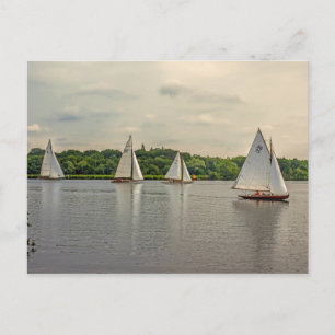 Carte Postale Voile sur Wroxham Broad.