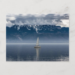 Carte Postale Voilier blanc sur l'eau
