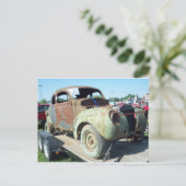 Carte Postale Voiture, 1 (Debout devant)