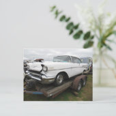 Carte Postale Voiture blanche antique (Debout devant)