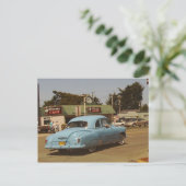 Carte Postale Voiture classique (Debout devant)