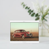 Carte Postale Voiture Classique : Pontiac Streamli (Debout devant)