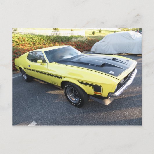 Carte Postale Voiture de sport jaune (Devant)