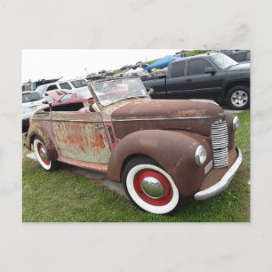 Carte Postale Voiture rouillée