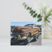 Carte Postale Voiture rouillée (Debout devant)