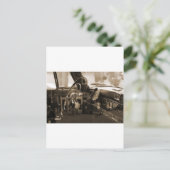 Carte Postale Voiture vintage (Debout devant)