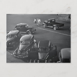 Carte Postale Voitures au centre-ville, 1942