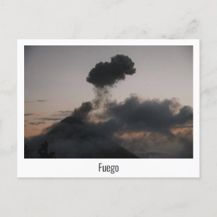 Carte Postale Volcan Fuego au Guatemala au coucher du soleil