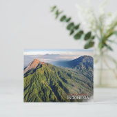 Carte Postale Volcan Merapi en Indonésie (Debout devant)