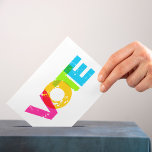 Carte Postale Voter les lettres arc-en-ciel personnalisées<br><div class="desc">Encourager les électeurs potentiels à voter avec cette carte postale brillante et attrayante. Des lettres brillantes et audacieuses, dans un style risographe qui se recoupe, exposent le slogan d'un mot sur le devant de cette carte postale. Le texte au verso peut être customisé avec votre propre message, ou supprimer le...</div>