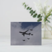 Carte Postale Voyager et typhons (Debout devant)
